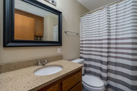 1655 Valley View Drive Mankato MN 56003