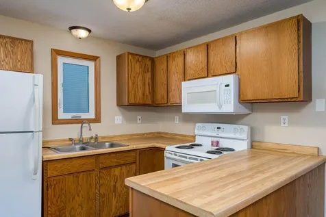 1655 Valley View Drive Mankato MN 56003