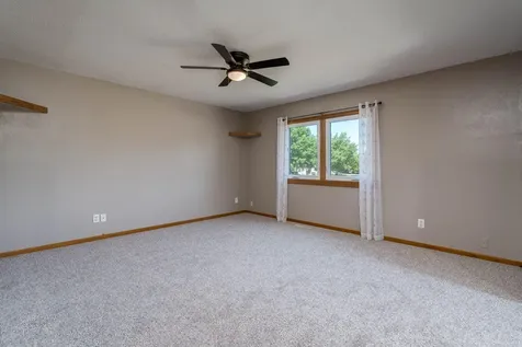1655 Valley View Drive Mankato MN 56003