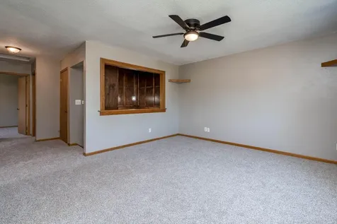 1655 Valley View Drive Mankato MN 56003