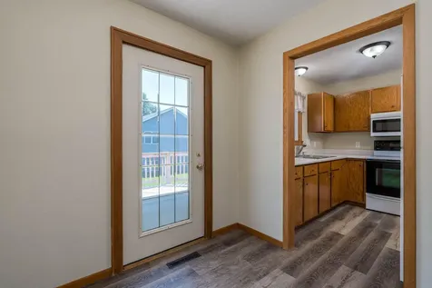 1655 Valley View Drive Mankato MN 56003