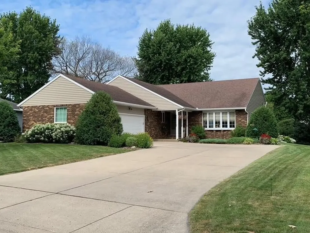 2170 Diablo Drive SE Owatonna MN 55060
