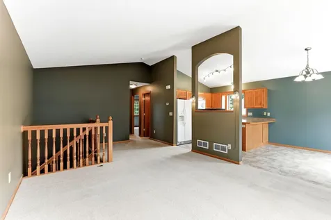 1548 Cedar Drive SE Cambridge MN 55008