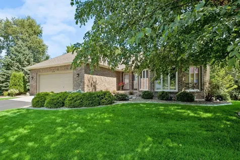 314 Wedgewood Drive Mahtomedi MN 55115