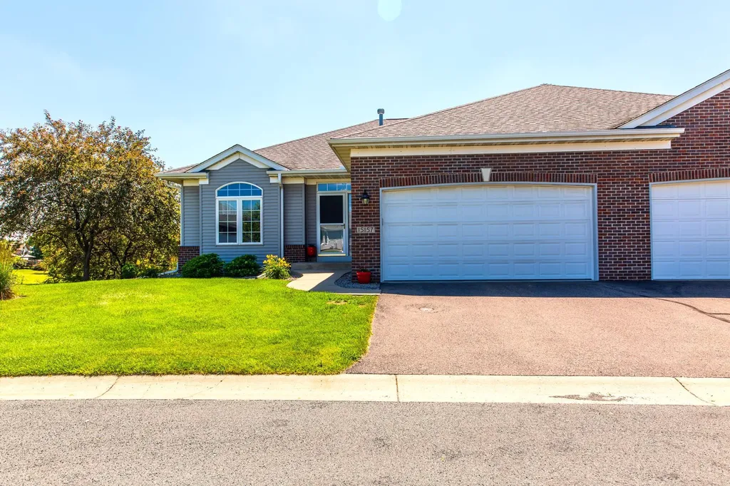 15157 Crestone Circle Rosemount MN 55068