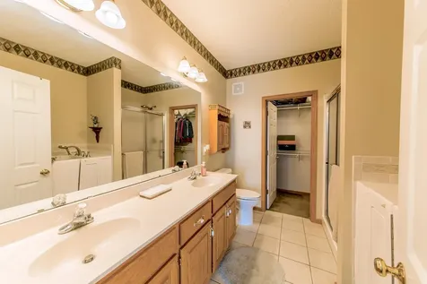 15157 Crestone Circle Rosemount MN 55068