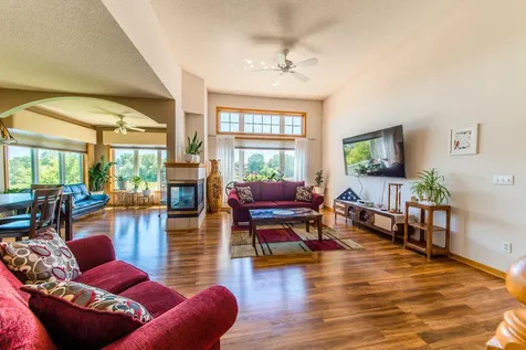 15157 Crestone Circle Rosemount MN 55068