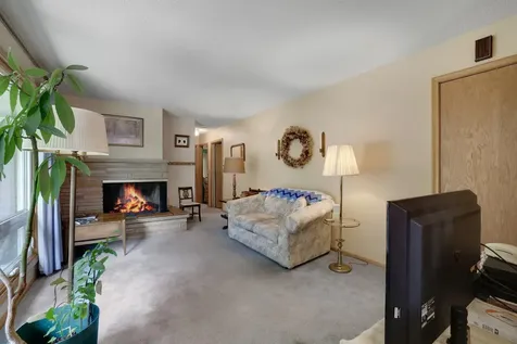 1826 Alameda Street Roseville MN 55113
