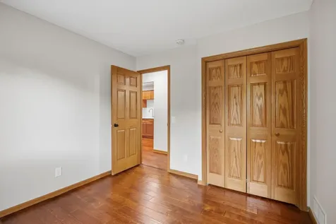 645 Portland Place Burnsville MN 55337