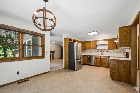 6306 Crackleberry Trail Woodbury MN 55129