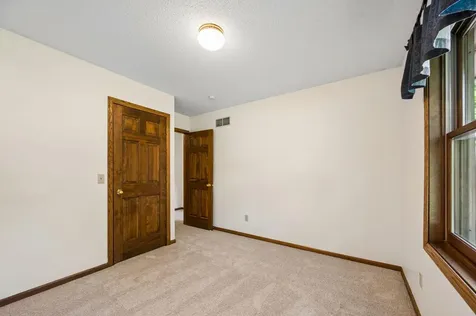 6306 Crackleberry Trail Woodbury MN 55129