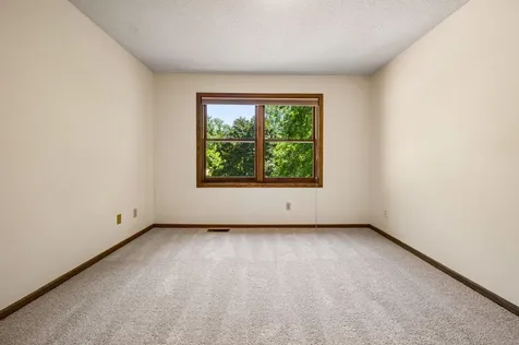 6306 Crackleberry Trail Woodbury MN 55129
