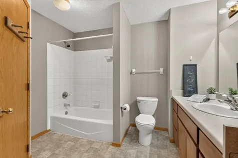 3617 Saint Francis Way Eagan MN 55123