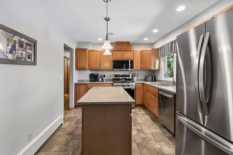 2006 River Hills Drive Burnsville MN 55337
