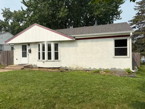 821 Howard Street N Saint Paul MN 55119
