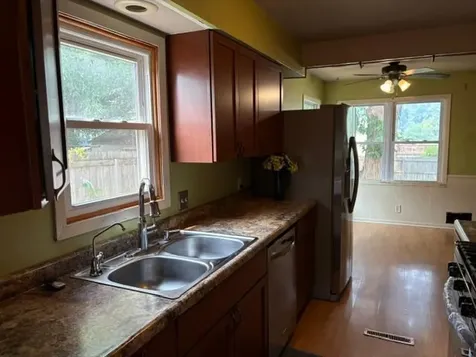 821 Howard Street N Saint Paul MN 55119