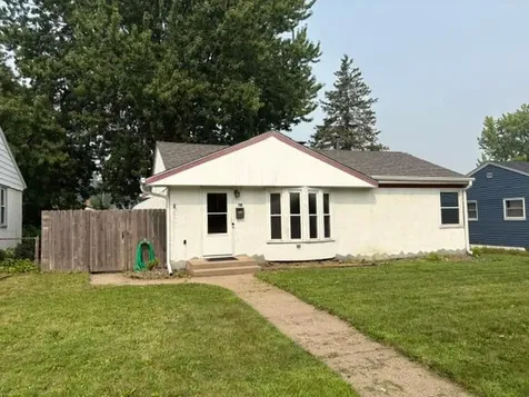 821 Howard Street N Saint Paul MN 55119