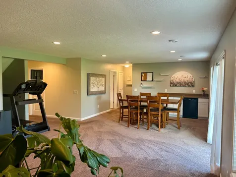 5076 151st Street W Apple Valley MN 55124