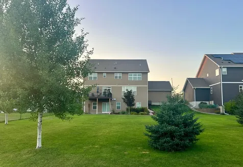5076 151st Street W Apple Valley MN 55124