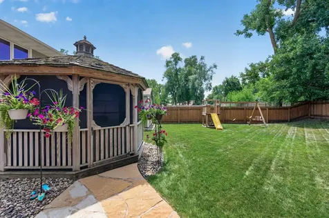 1415 Sycamore Lane N Plymouth MN 55441