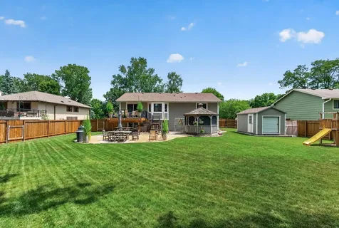 1415 Sycamore Lane N Plymouth MN 55441