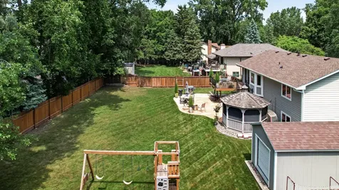 1415 Sycamore Lane N Plymouth MN 55441