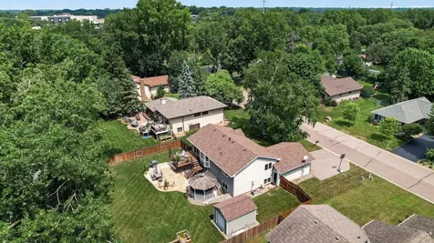 1415 Sycamore Lane N Plymouth MN 55441