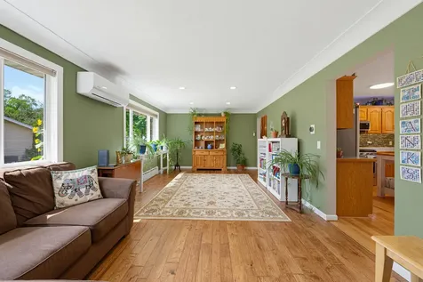 870 Hanson Drive SW Hutchinson MN 55350