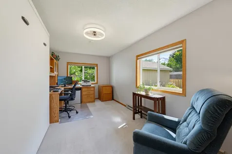 870 Hanson Drive SW Hutchinson MN 55350
