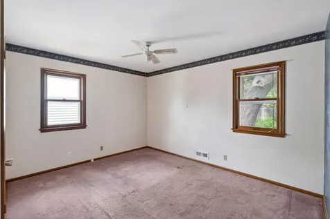 10475 6th Street NE Blaine MN 55434