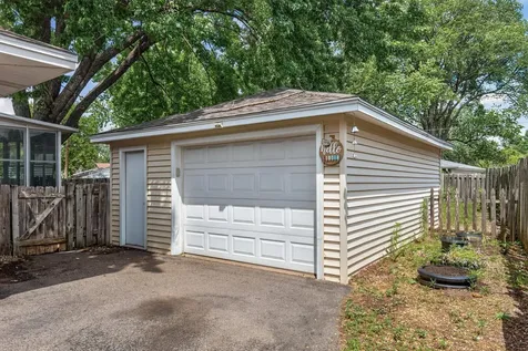 10475 6th Street NE Blaine MN 55434
