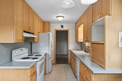 10475 6th Street NE Blaine MN 55434