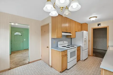 10475 6th Street NE Blaine MN 55434