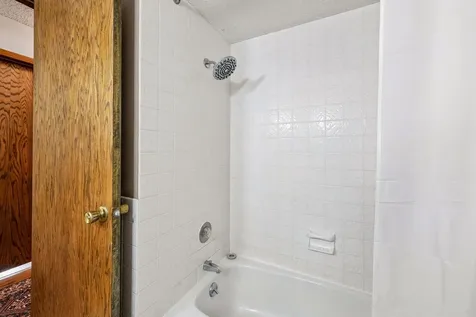 163 Upper Lea Lane Long Lake MN 55356