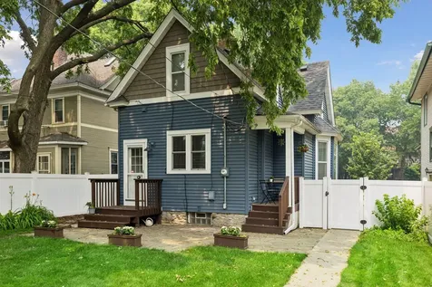 1782 Marshall Avenue Saint Paul MN 55104