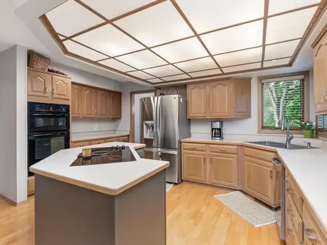 8401 Passfield Turn Maple Grove MN 55311