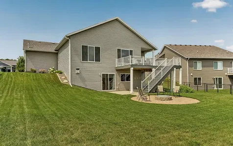 562 15th Avenue NE Byron MN 55920
