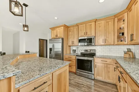 562 15th Avenue NE Byron MN 55920