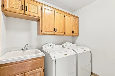 10396 Karston Avenue NE Albertville MN 55301