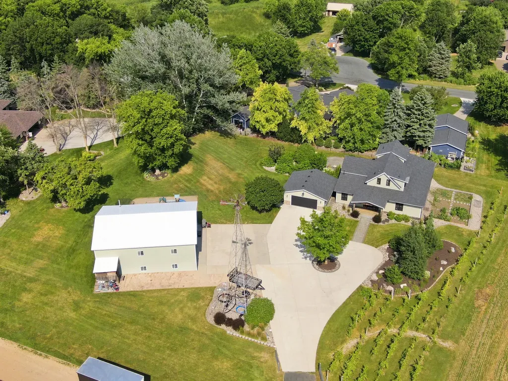 396 Maple Lane SE New Prague MN 56071