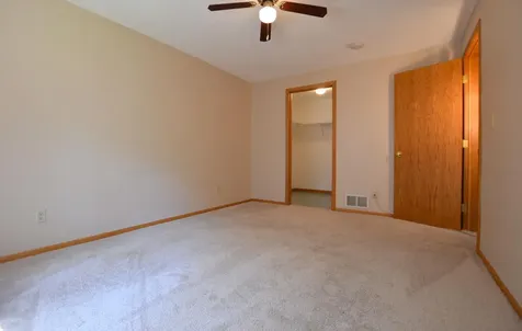 7119 48th Street N Oakdale MN 55128