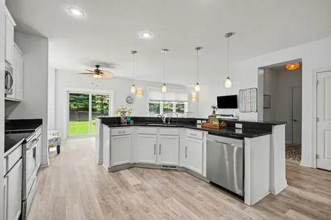 1834 Spring Creek Drive Carver MN 55315