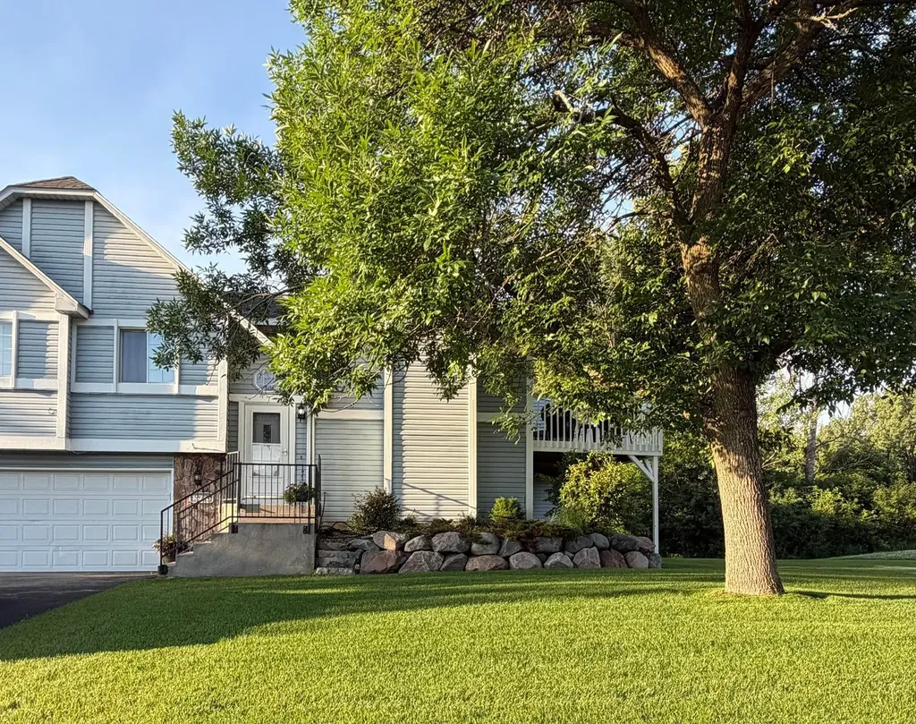 15785 Hannover Path Apple Valley MN 55124