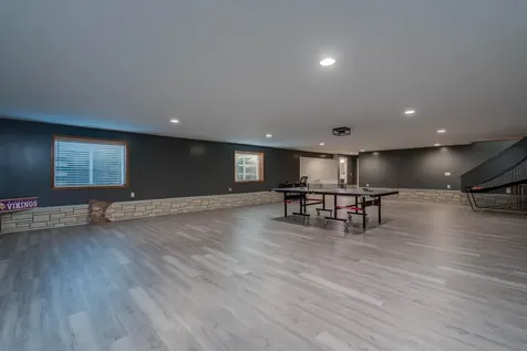 301 7th Street NW New Richland MN 56072