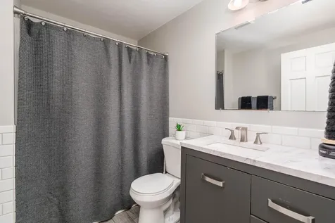 301 7th Street NW New Richland MN 56072
