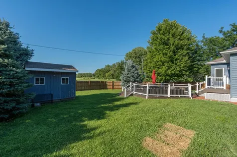 301 7th Street NW New Richland MN 56072