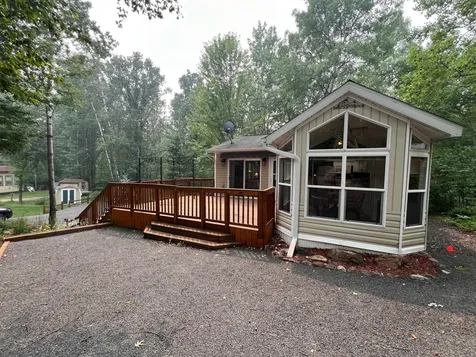 A20 Lot 77 & 78 Pathfinder Village Hinckley MN 55037