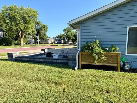 1153 5th Avenue Windom MN 56101