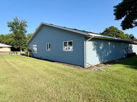 1153 5th Avenue Windom MN 56101