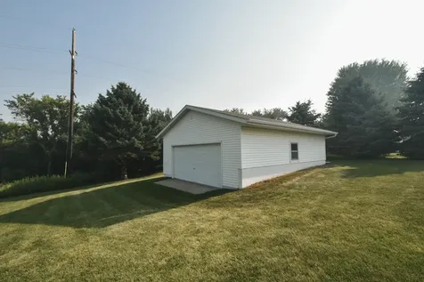 1002 W 2nd Street Zumbrota MN 55992